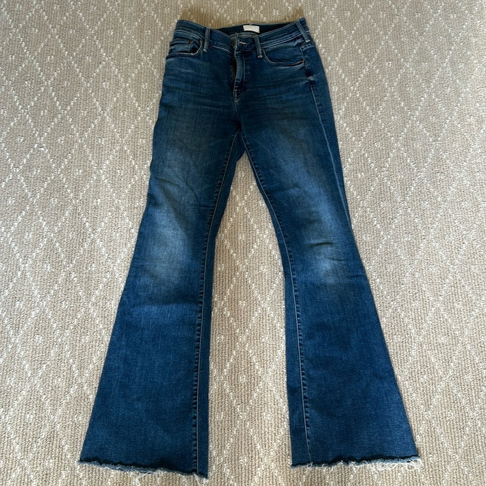 - Mother size 26 Weekender Fray Groovin